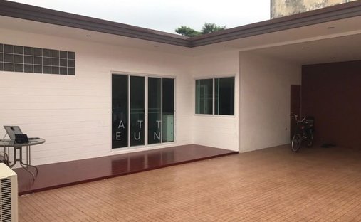 House in Lat Yao, Bangkok, Thailand 1