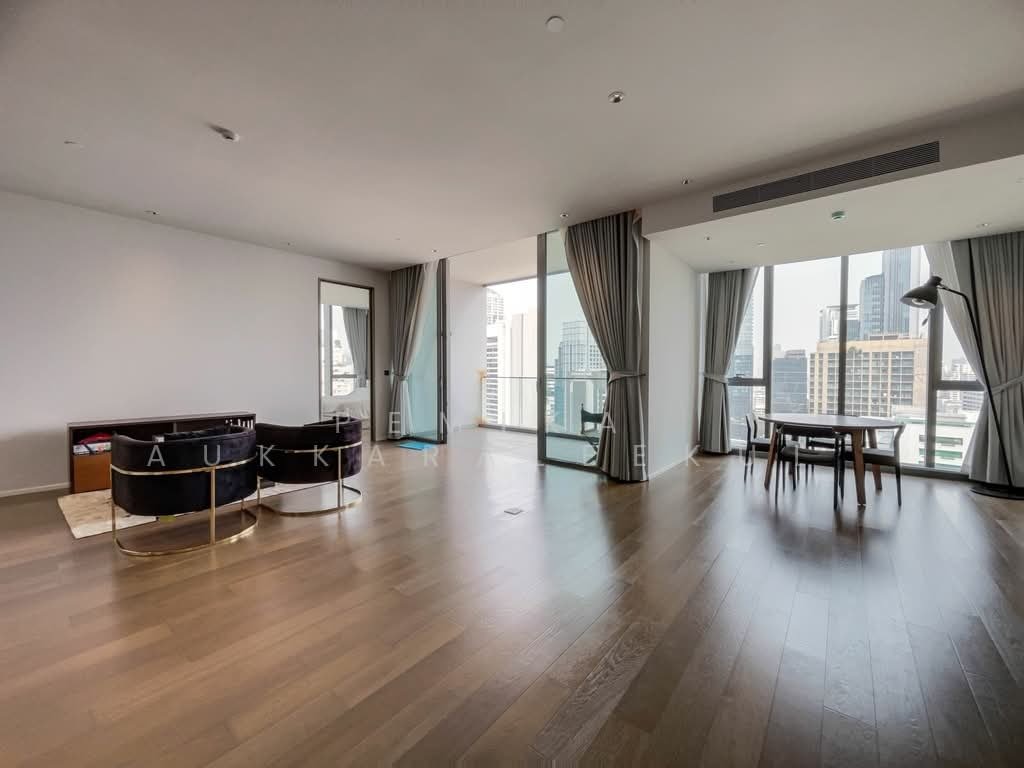Condo in Khlong Toei, Krung Thep Maha Nakhon, Thailand 2 - 18252640