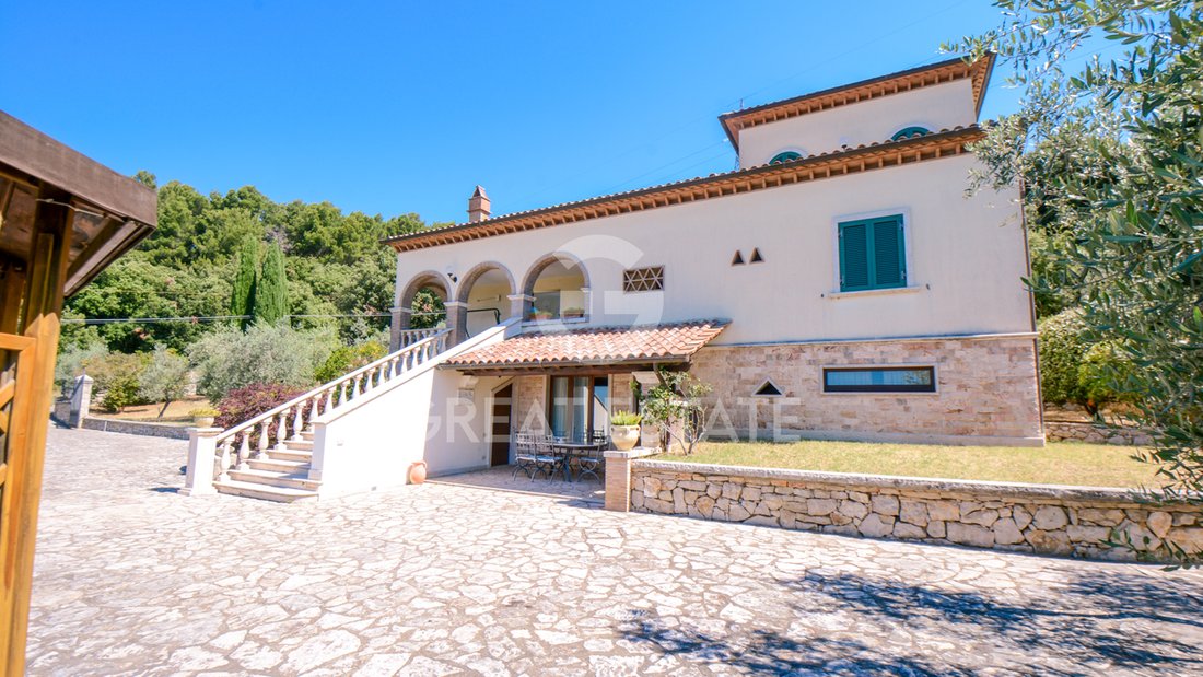 Estate in Guardea, Umbria, Italy 4 - 17467307