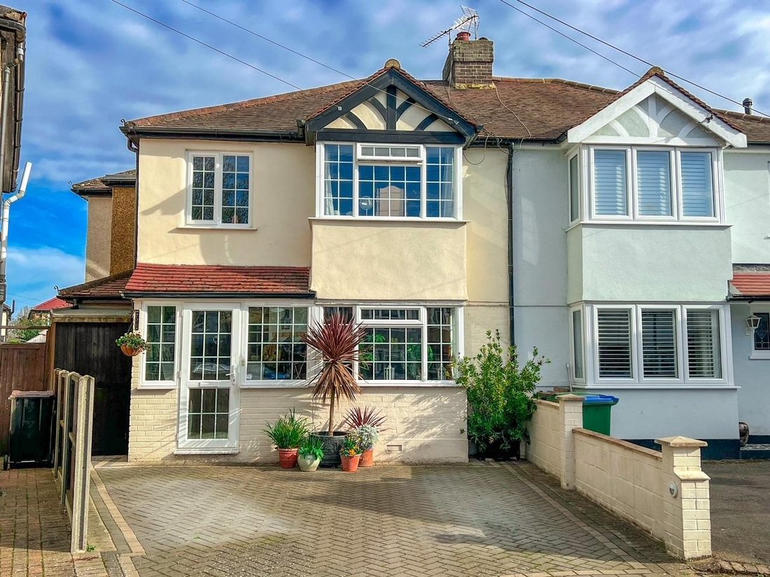 House in West Molesey, Elmbridge, England 1 - 17430810