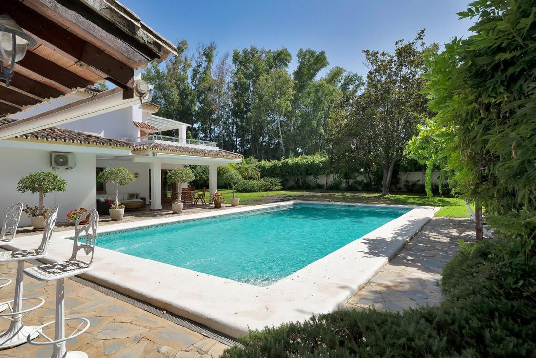 Villa in Cancelada, Estepona, Andalusia 5 - 18154562