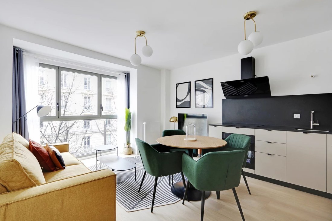 Apartment in Invalides, Paris 7e Arrondissement, Paris 1 - 18251150
