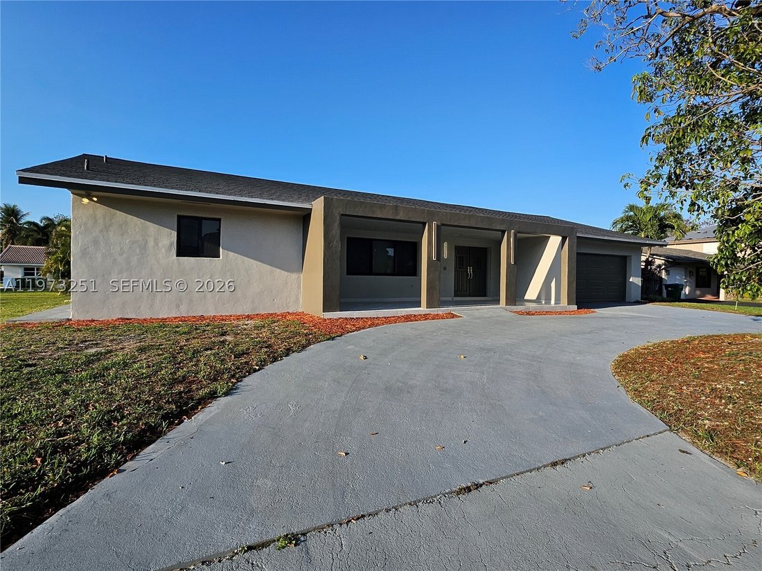 House in Plantation, Florida, United States 5 - 17504404