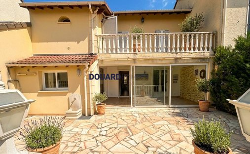 House in Emy les Pres, Cormeilles-en-Parisis, France 1