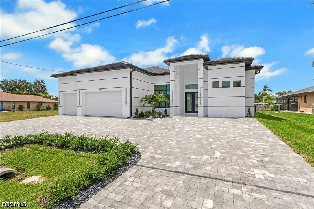 House in Cape Coral, Florida, United States 2 - 18257933