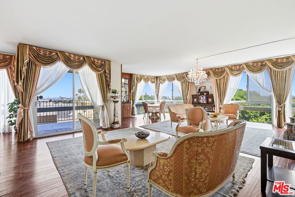 Condo in Beverly Hills, California, United States 1 - 18253733