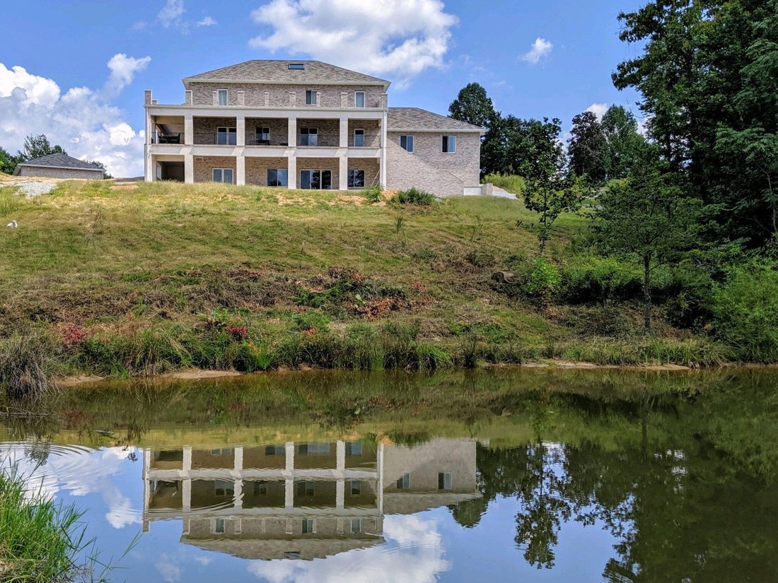 House in Strunk, Kentucky, United States 1 - 18250120