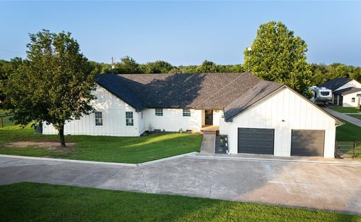 House in Weatherford, Texas, United States 1