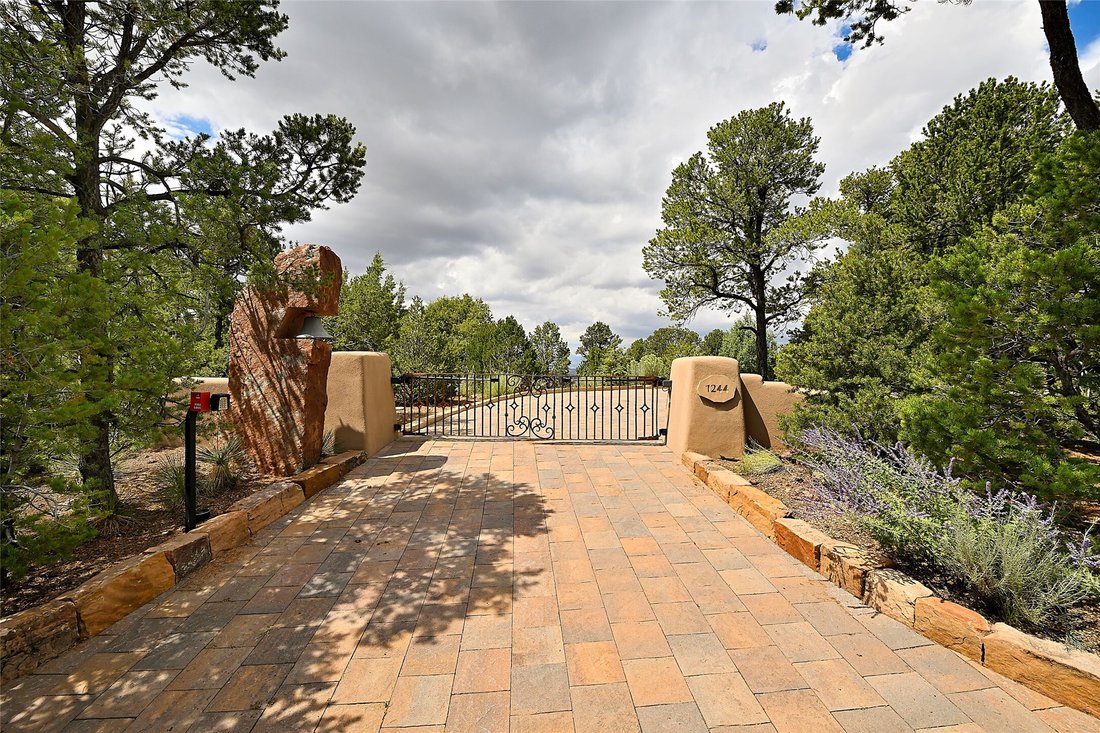 House in Santa Fe, New Mexico, United States 2 - 18250007
