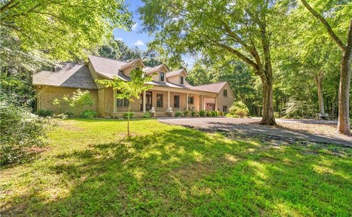 House in Fairmount, Georgia, United States 1