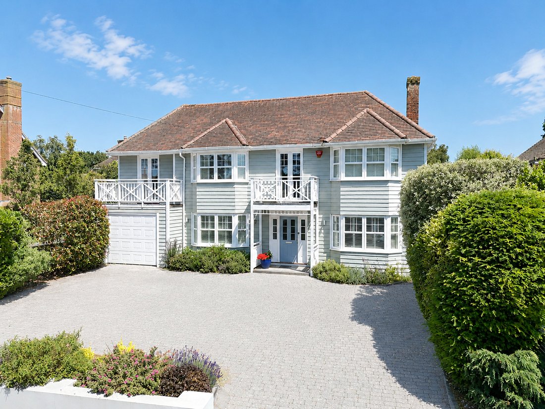 House in Lymington, England 1 - 17488186