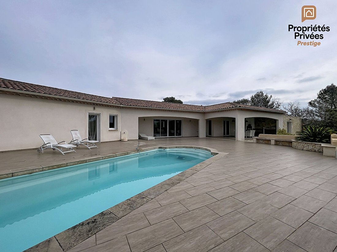 Villa in Ollieres, Provence-Alpes-Côte d'Azur, France 2 - 18256132