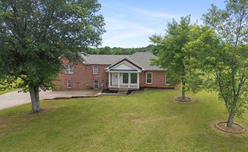 House in Springfield, Tennessee, United States 1