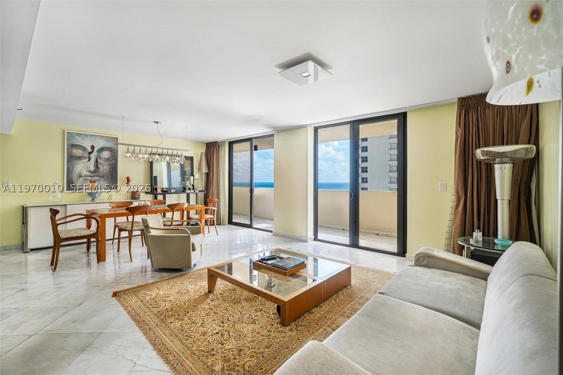 Condo in Miami Beach, Florida, United States 5 - 17282055