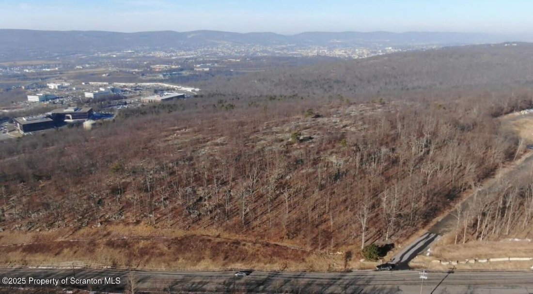 Land in Moosic, Pennsylvania, United States 2 - 18256625