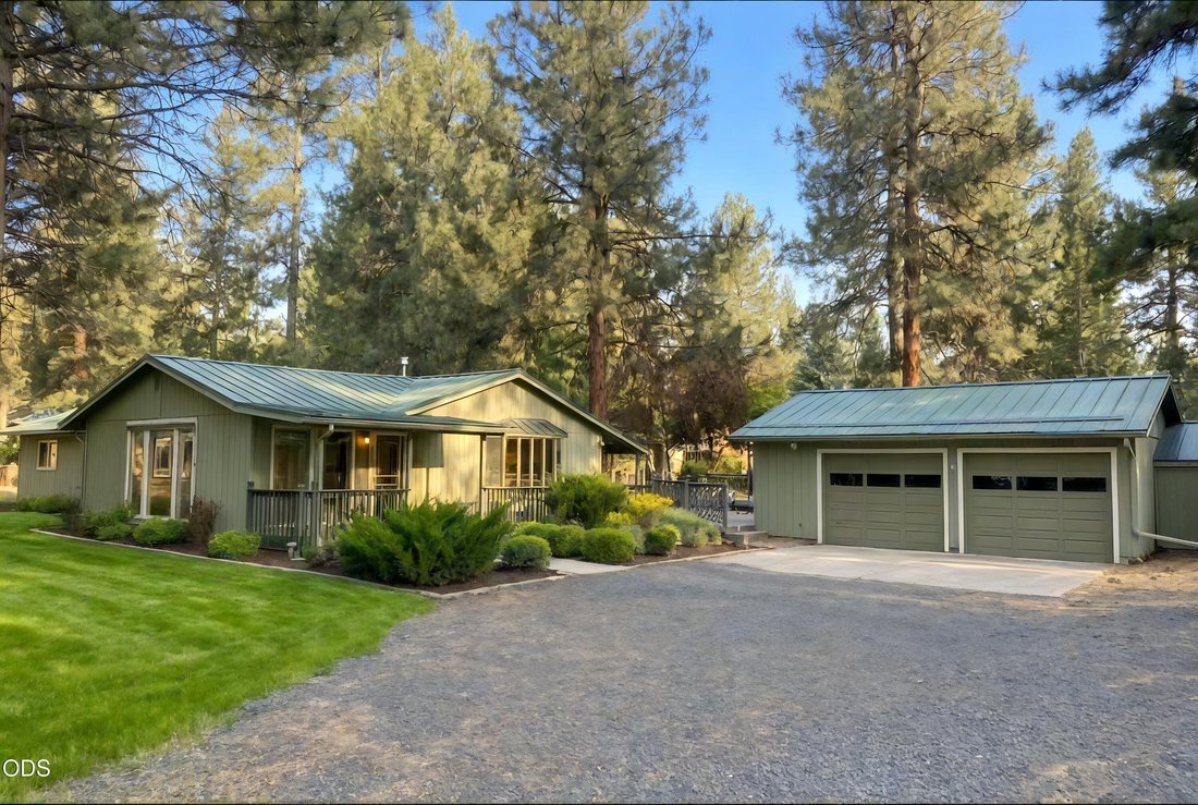 House in Sisters, Oregon, United States 1 - 18141334