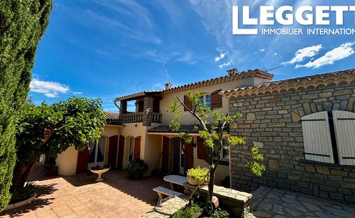 Villa in Village-Rieu, Saint-Privat-des-Vieux, France 1