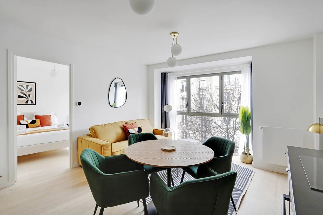 Apartment in Invalides, Paris 7e Arrondissement, Paris 5 - 18251150