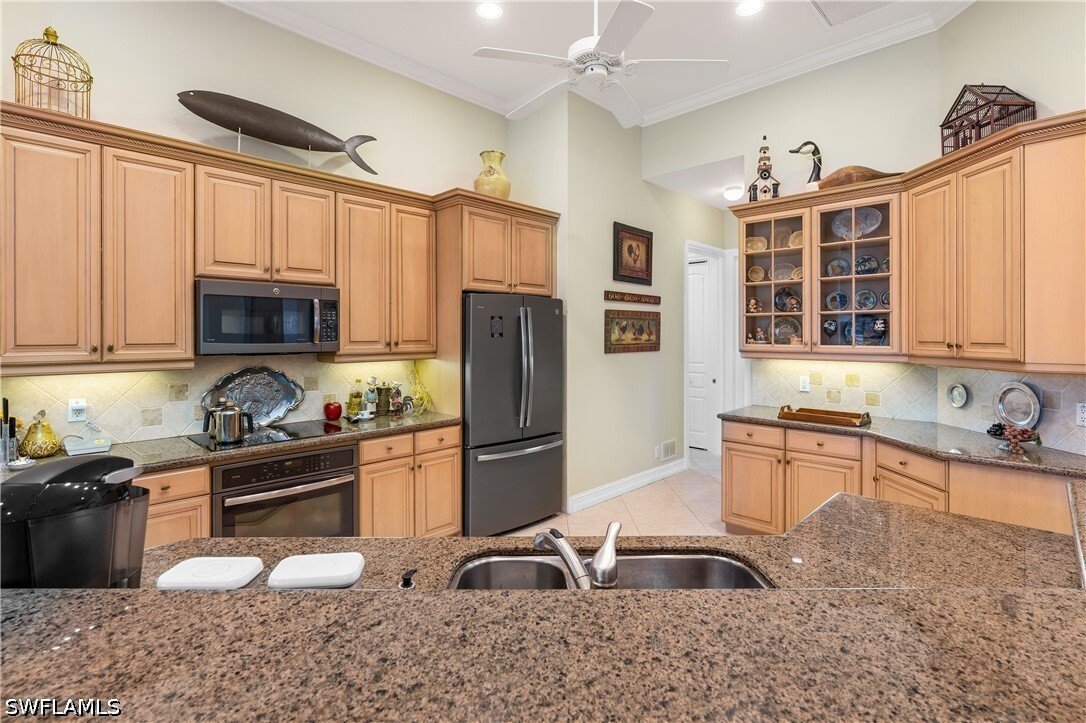 House in Naples, Florida, United States 4 - 18250300