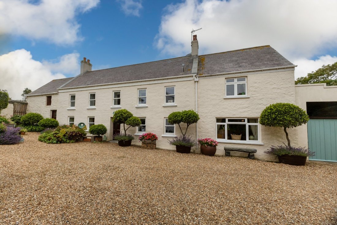 House in Wales 2 - 18250270