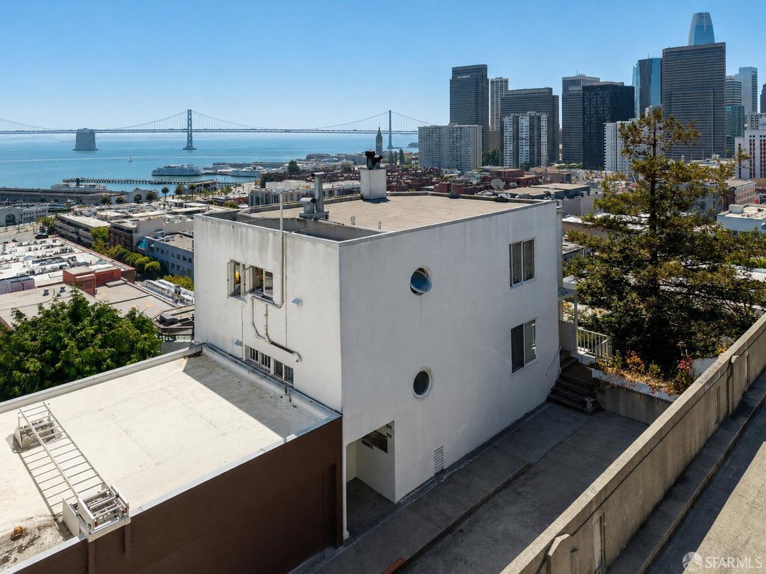 San Francisco, California, United States 5 - 18253665