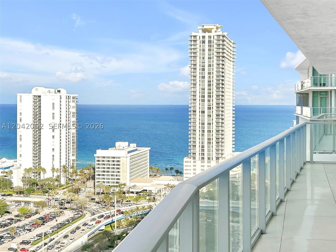 Condo in Sunny Isles Beach, Florida, United States 2 - 18254644
