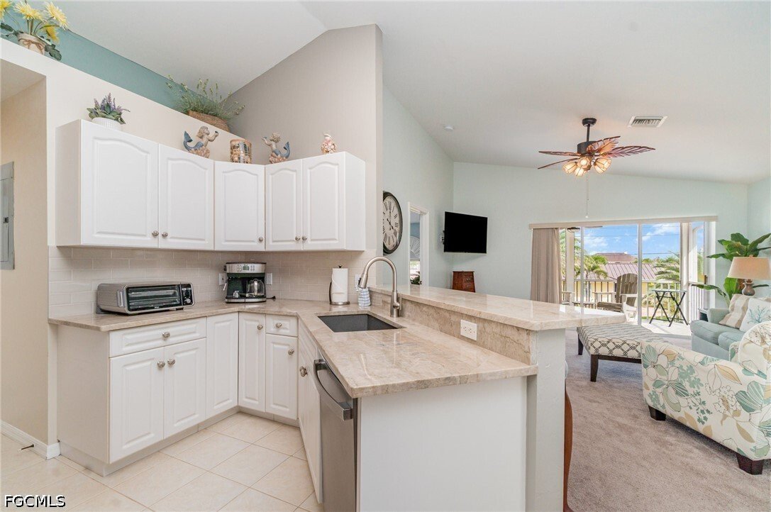 House in Fort Myers Beach, Florida, United States 4 - 18250324