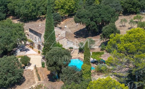 Estate in Ouest, Lorgues, France 1