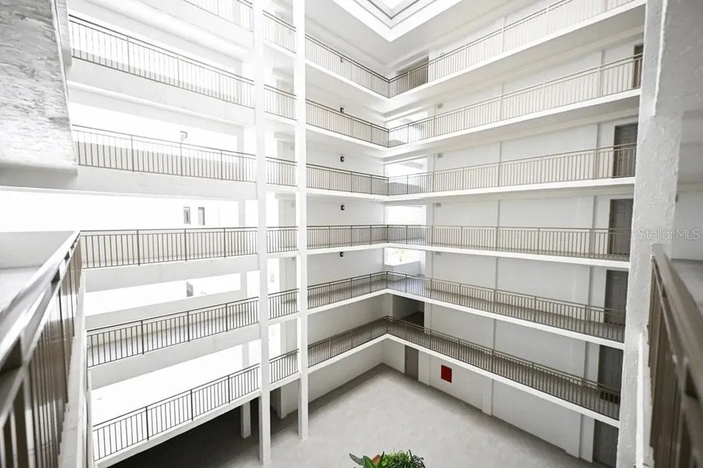 House in Sarasota, Florida, United States 3 - 18256734