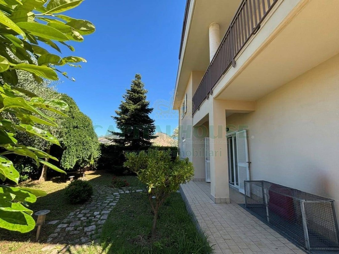 Villa in Mercato San Severino, Campania, Italy 3 - 18256554