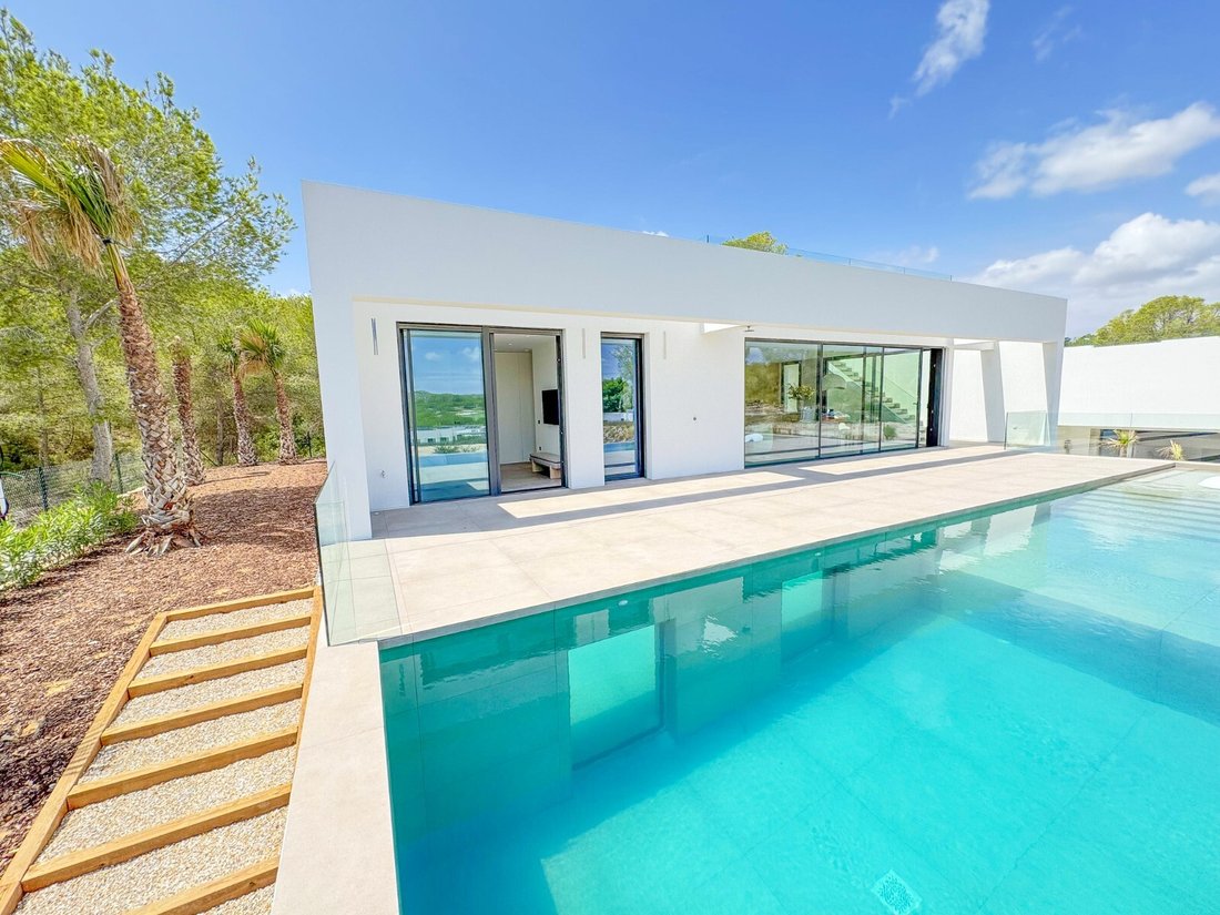 Villa in Orihuela, Valencian Community, Spain 2 - 15988183