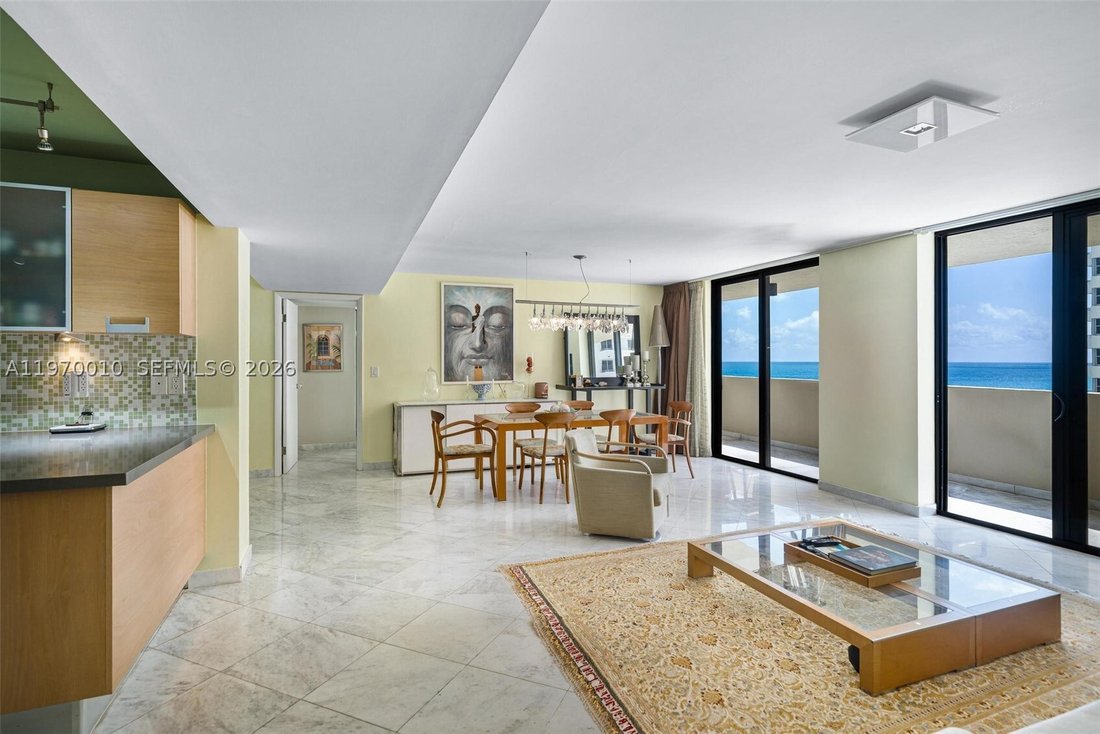 Condo in Miami Beach, Florida, United States 3 - 17282055