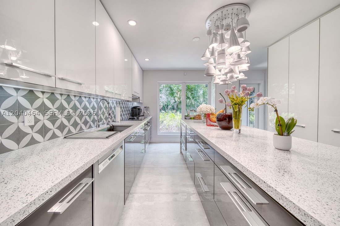 House in Miami, Florida, United States 4 - 18250305