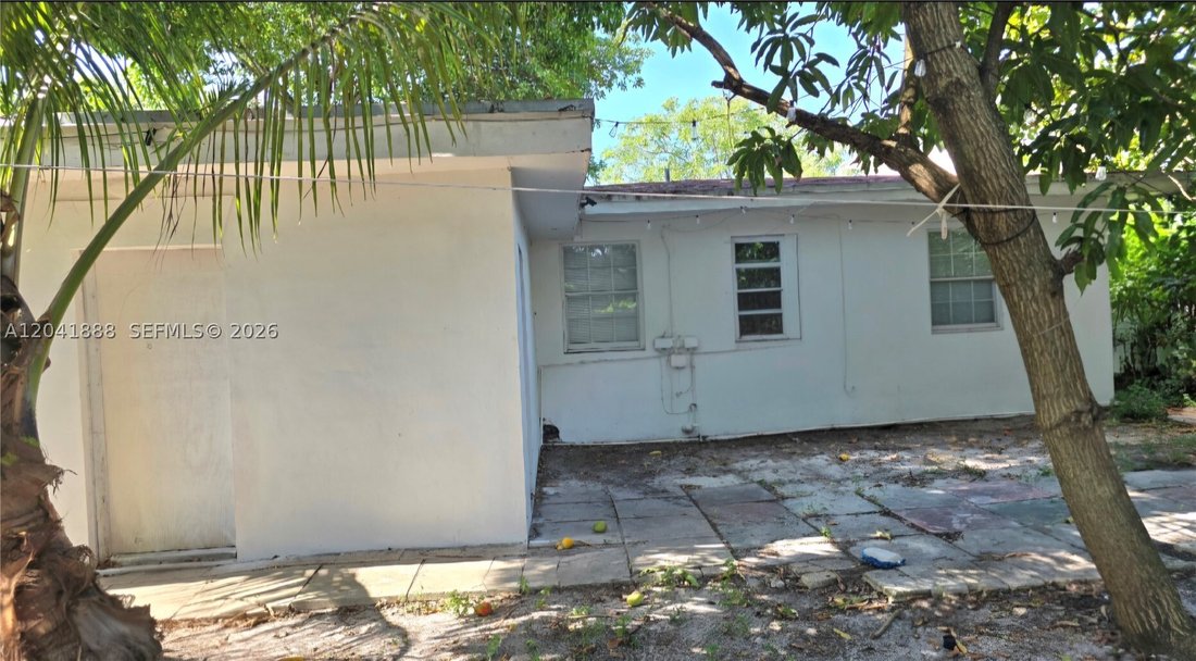 House in Miami, Florida, United States 3 - 18254612