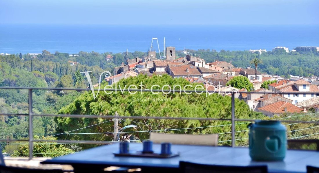Villa à Antibes, Provence-Alpes-Côte d'Azur, France 2 - 18252134