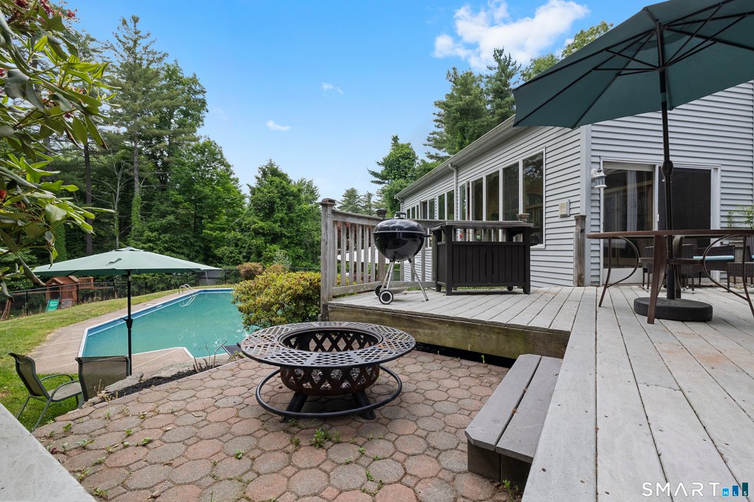 House in Simsbury, Connecticut, United States 5 - 18254659