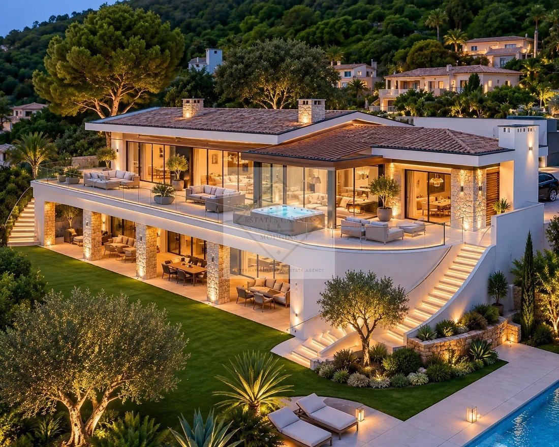 Villa in Les Termes, Mandelieu-la-Napoule, France 1 - 15528317