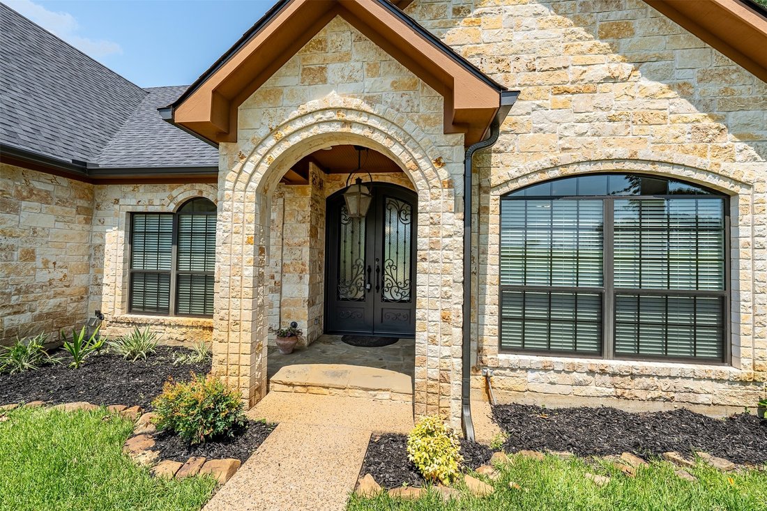 House in Athens, Texas, United States 1 - 18242485