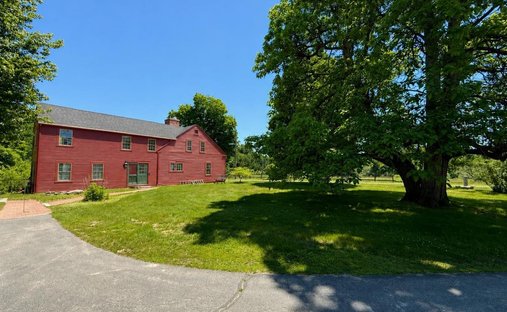 House in Amherst, New Hampshire, United States 1