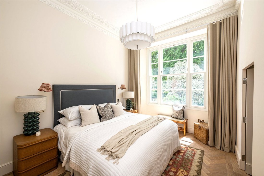 Apartment in Holland Park, Kensington And Chelsea, England 5 - 18250209
