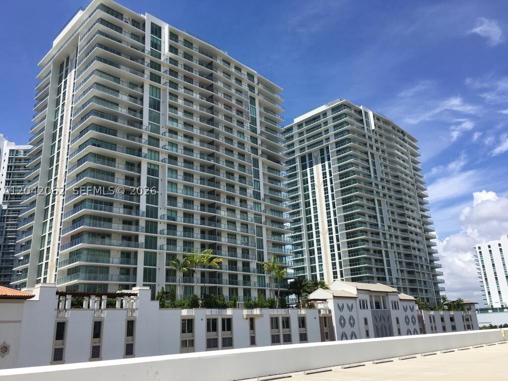 Condo in Sunny Isles Beach, Florida, United States 1 - 18254644