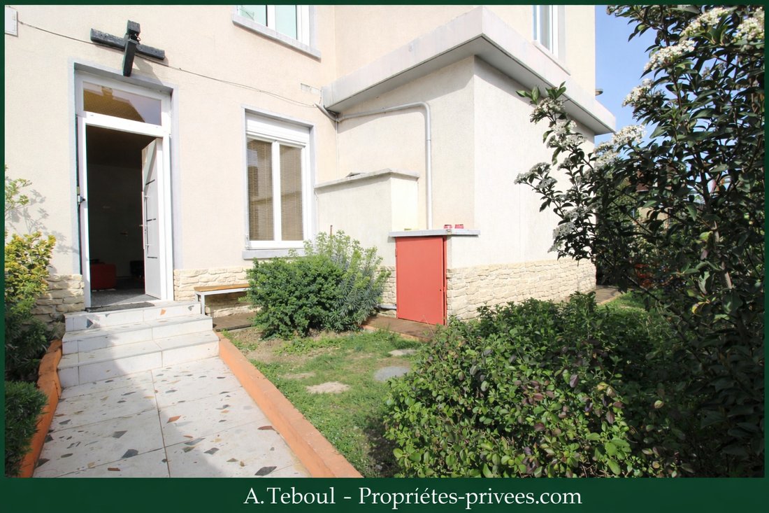 Villa in Zola - Pressence, Villeurbanne, France 5 - 18252430