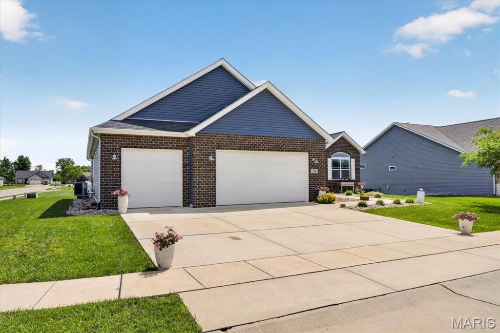 House in Maryville, Illinois, United States 3 - 18254472
