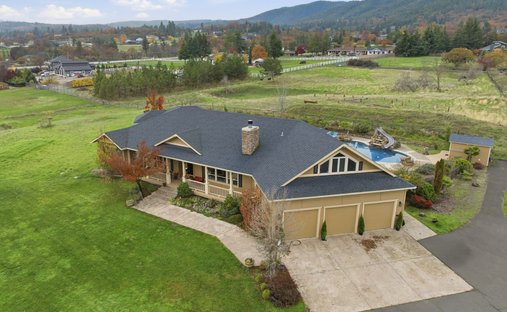 Maison à Medford, Oregon, États-Unis 1