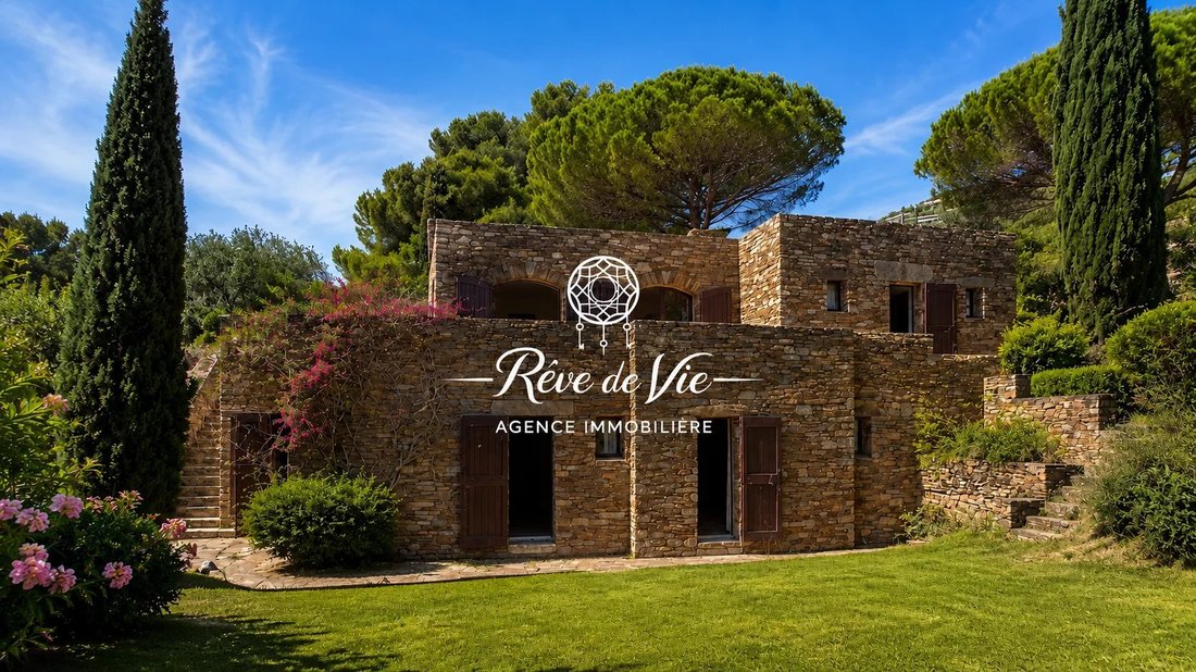Maison à Centre, Bormes-les-Mimosas, France 1 - 18250099