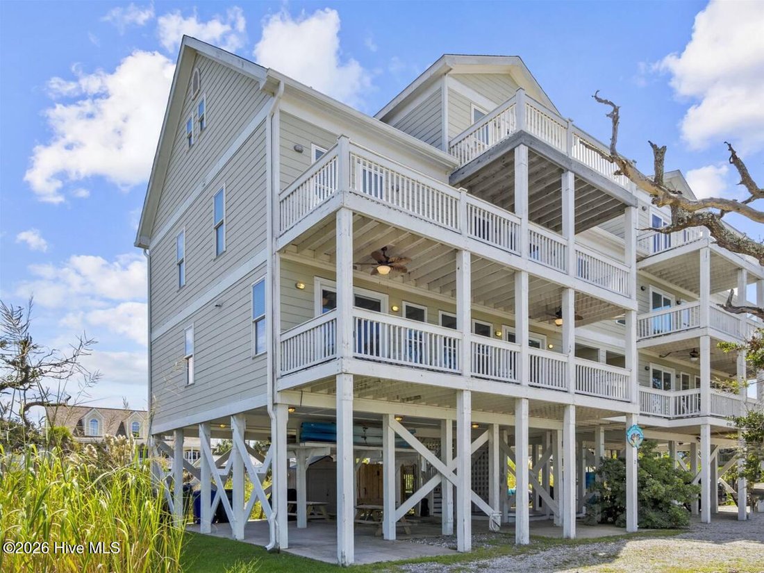 Townhouse in North Topsail Beach, North Carolina, United States 1 - 18251068