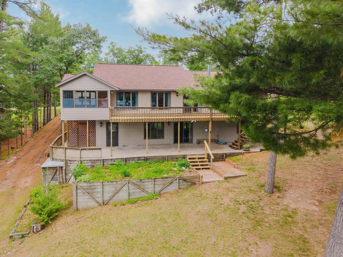 House in Clintonville, Wisconsin, United States 2 - 18253521