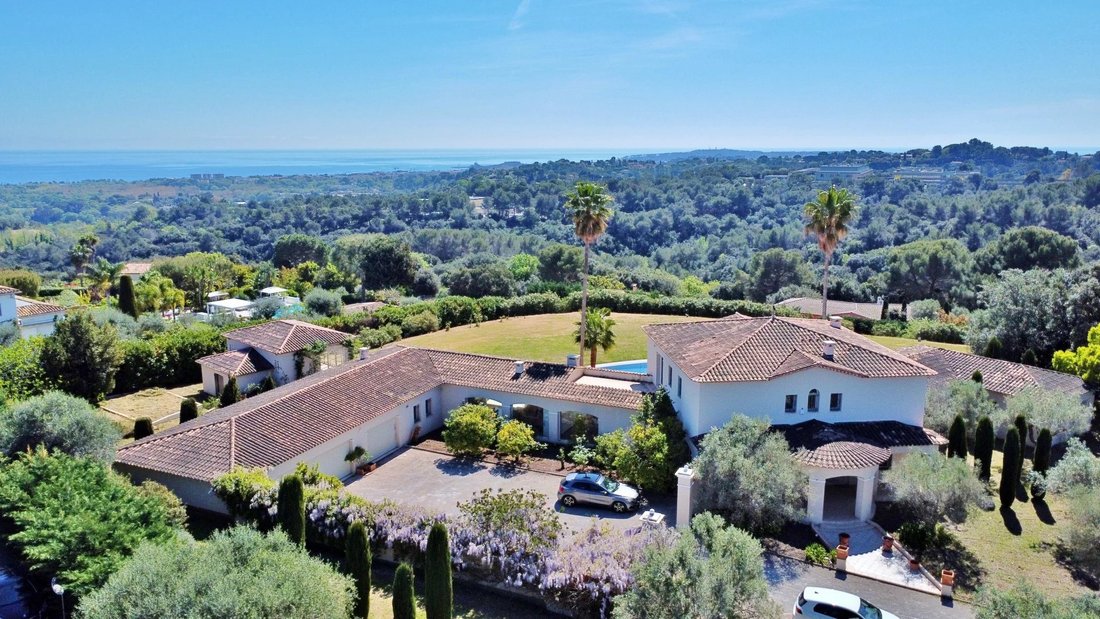 Villa in Bois Fleuri-Chevre d'Or-Saint Philippe, Biot, France 3 - 18250144