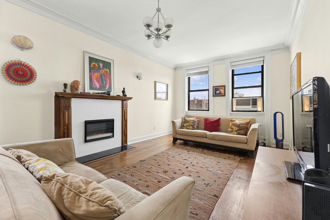 Co Op in New York, New York, United States 2 - 18245231