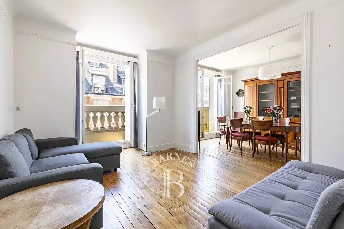 Wohnung in Dupleix-Motte Picquet, Paris 15e Arrondissement, Paris 4 - 18251832
